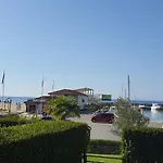 Apartamento Beachfront With Garden At Venid Sandy - Marina Dinevi View